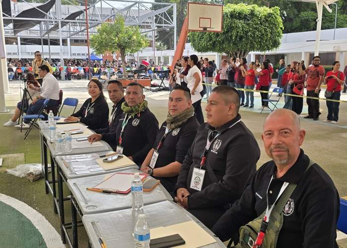 CONCURSO DE BANDAS DE GUERRA DE SECUNDARIAS TÉCNICAS EN CDMX