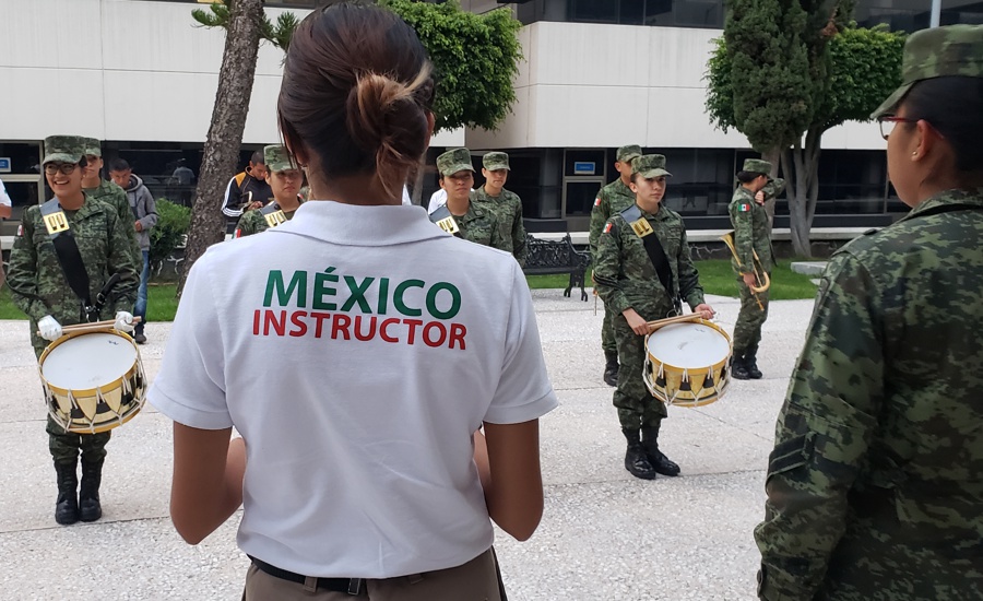 INSTRUCTORES DE BANDA DE GUERRA EN MÉXICO